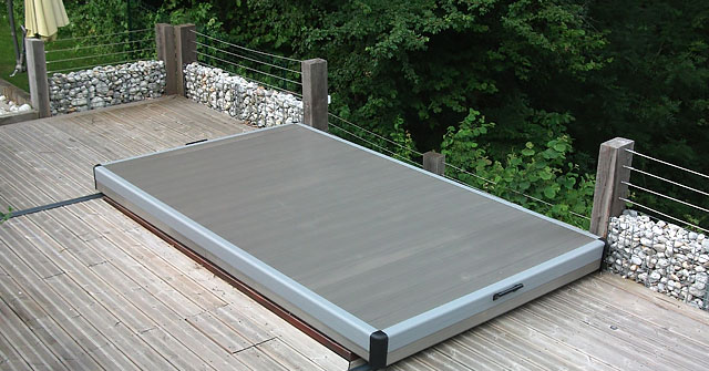Terrasse mobile pour spa encastré